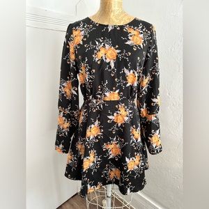 Cute cute cute! Free people floral print silk mini dress size 8